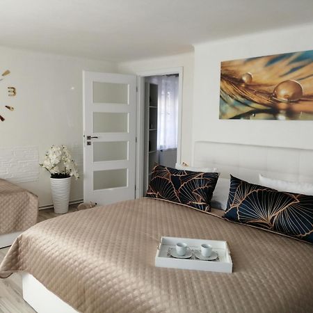 Apartman Deluxe ヘプ エクステリア 写真