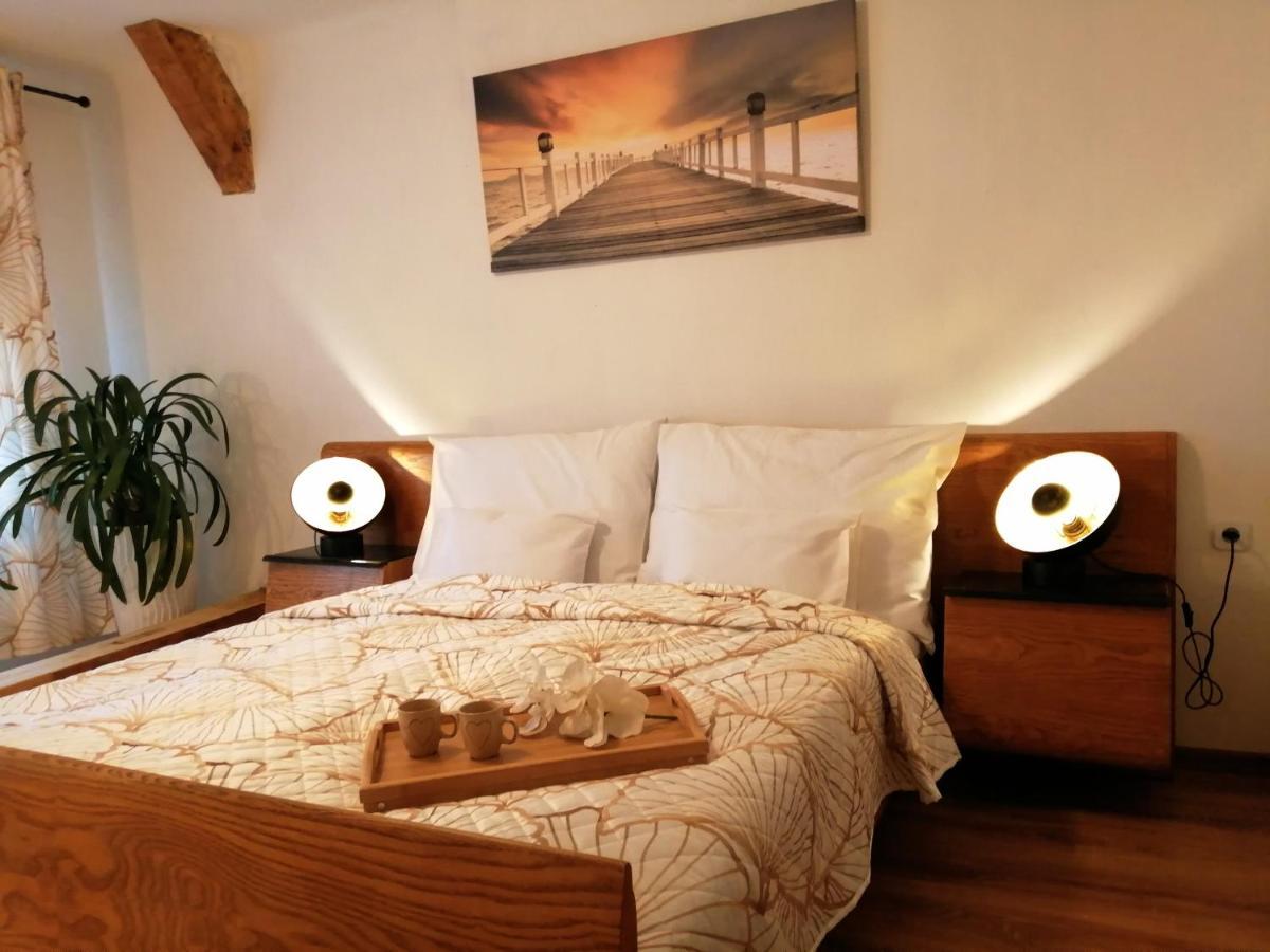 Apartman Deluxe ヘプ エクステリア 写真