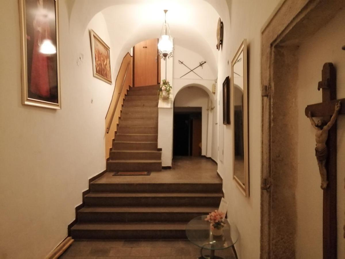 Apartman Deluxe ヘプ エクステリア 写真