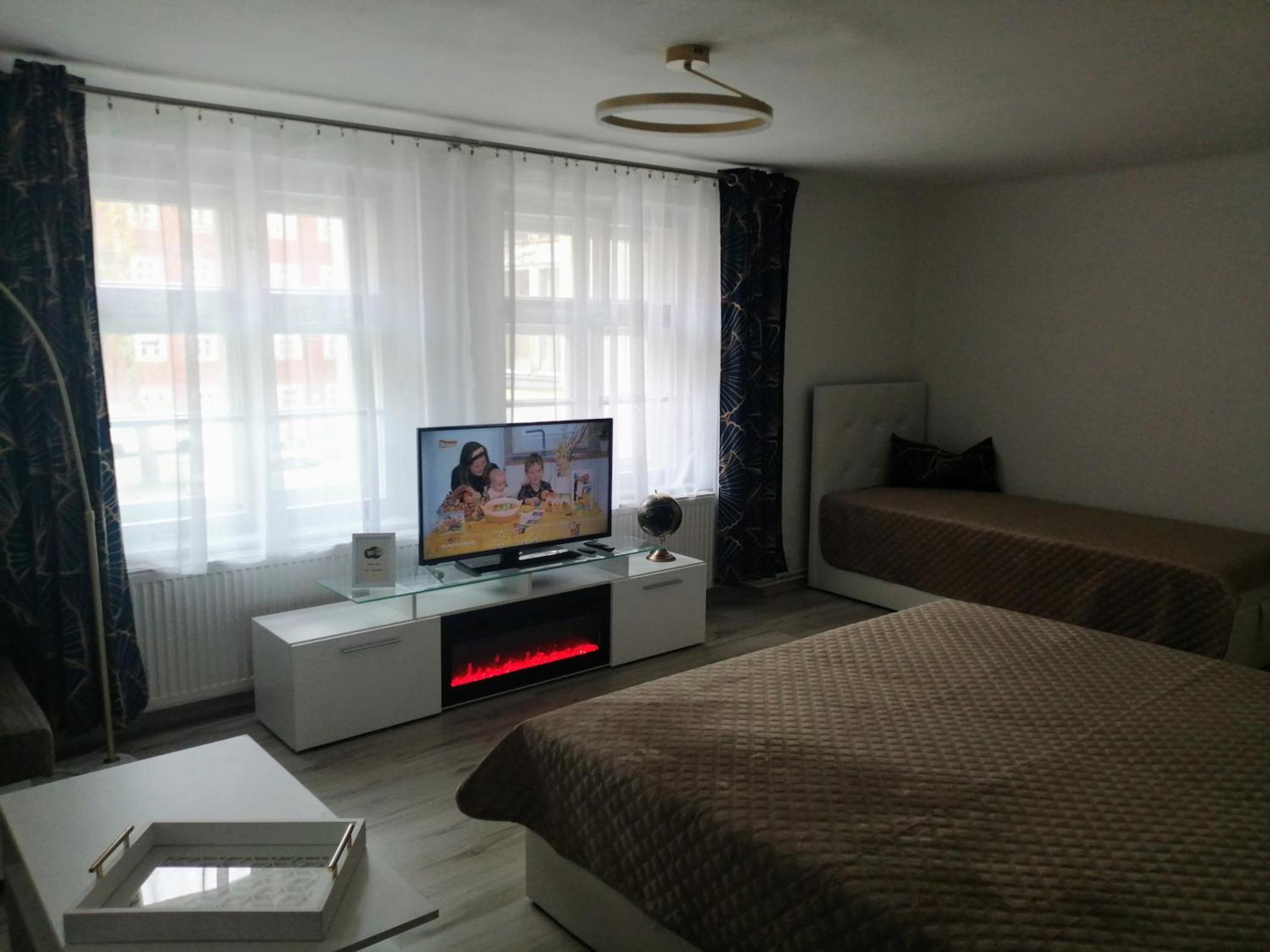 Apartman Deluxe ヘプ エクステリア 写真
